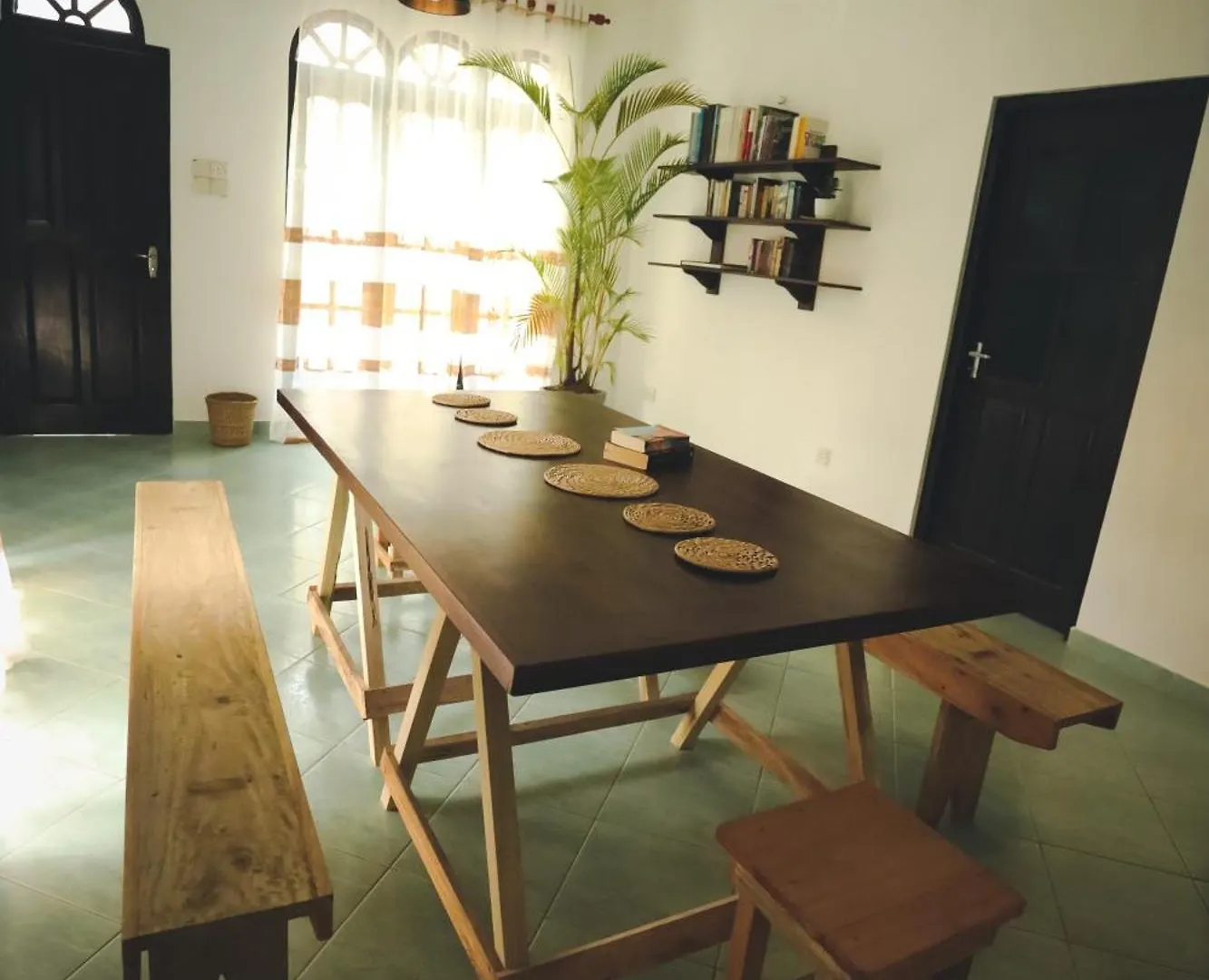 Island Diaries Hostel Katunayake