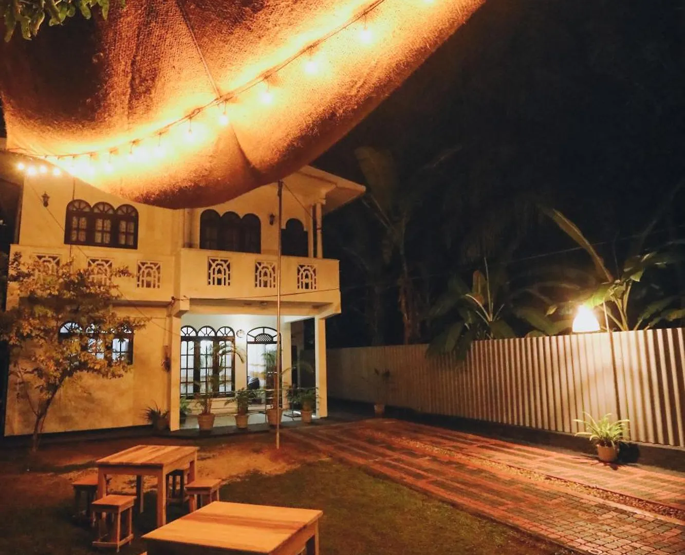Guest house Island Diaries Hostel Katunayake Sri Lanka